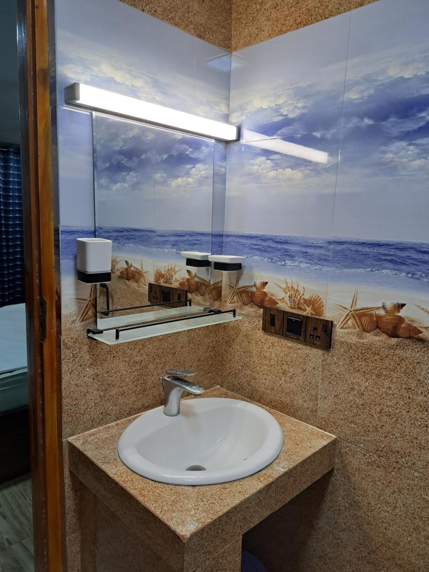 The Surf Access Guest House Vịnh Arugam Ngoại thất bức ảnh
