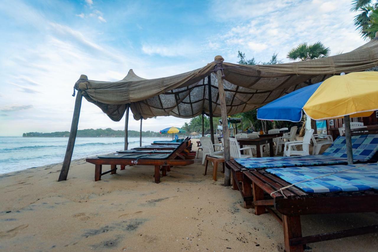 The Surf Access Guest House Vịnh Arugam Ngoại thất bức ảnh