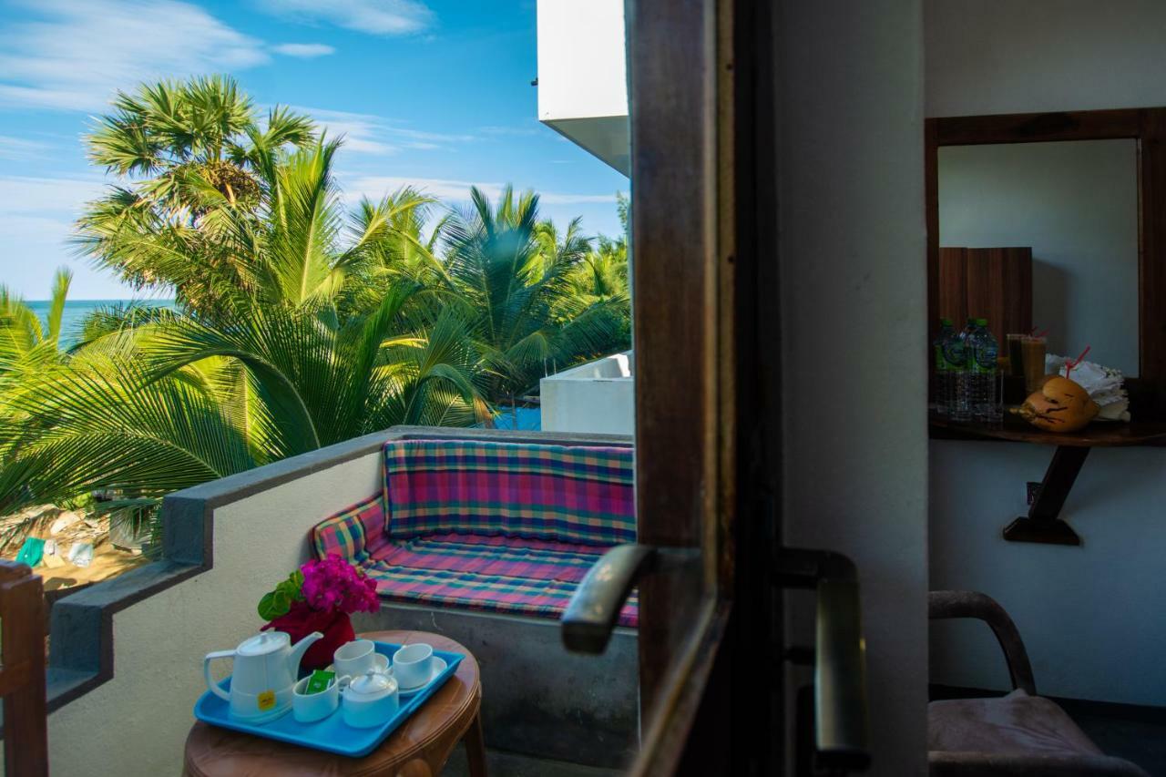 The Surf Access Guest House Vịnh Arugam Ngoại thất bức ảnh