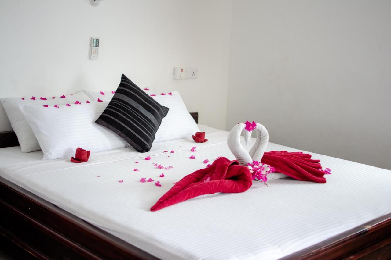 The Surf Access Guest House Vịnh Arugam Ngoại thất bức ảnh