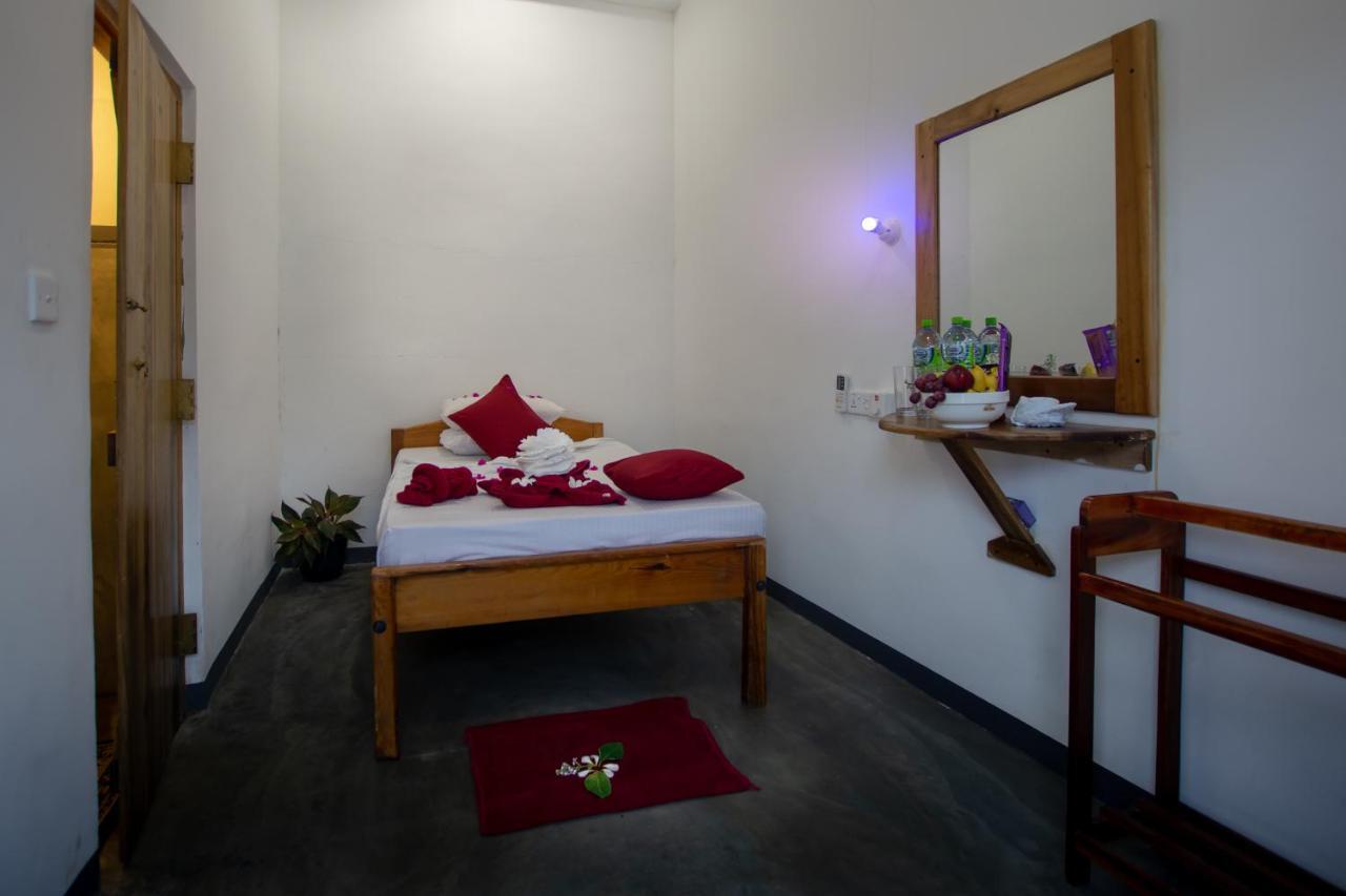 The Surf Access Guest House Vịnh Arugam Ngoại thất bức ảnh